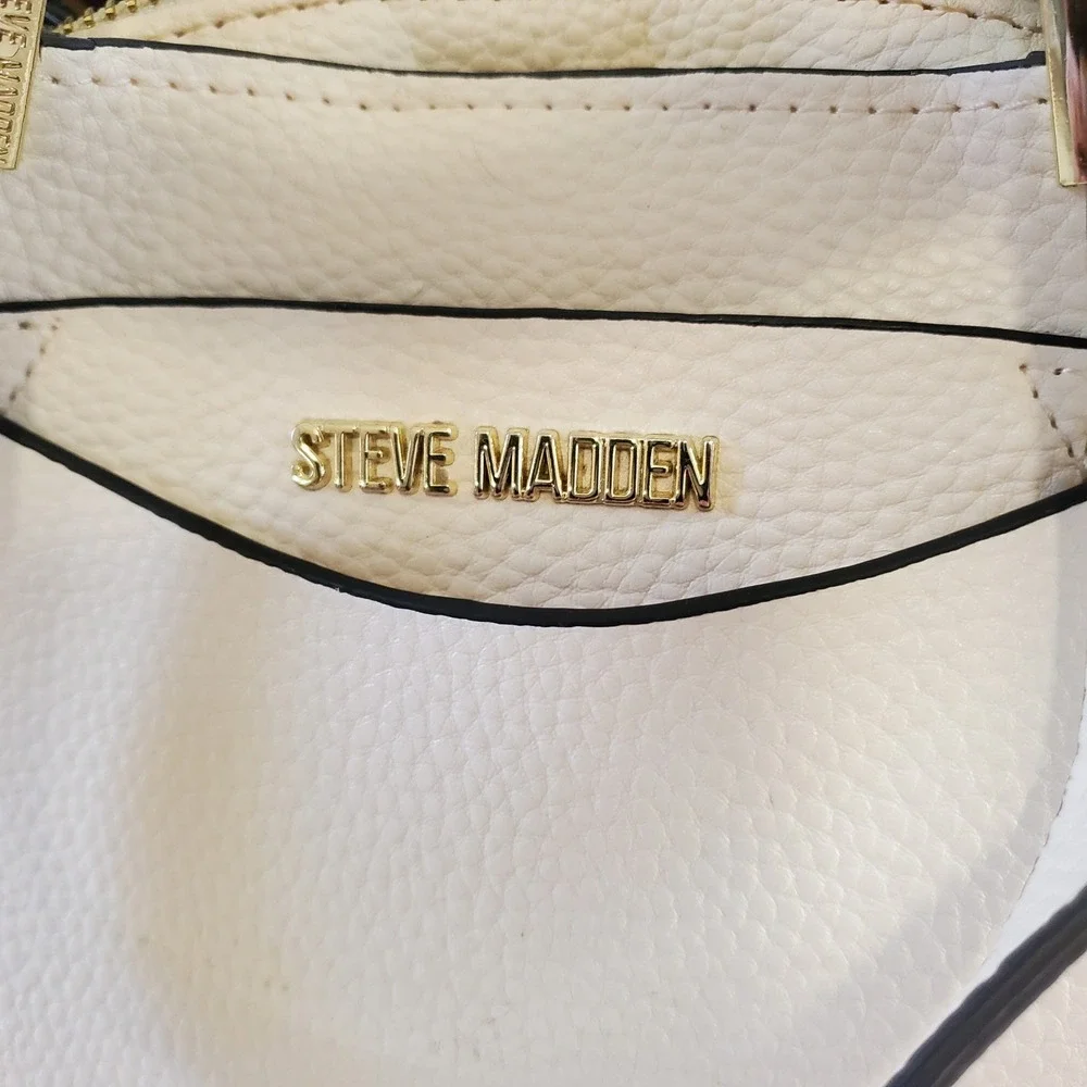 Steve Madden Cream Pebbled Satchel Crossbody Bag Gold Hardware Triple Compartmen